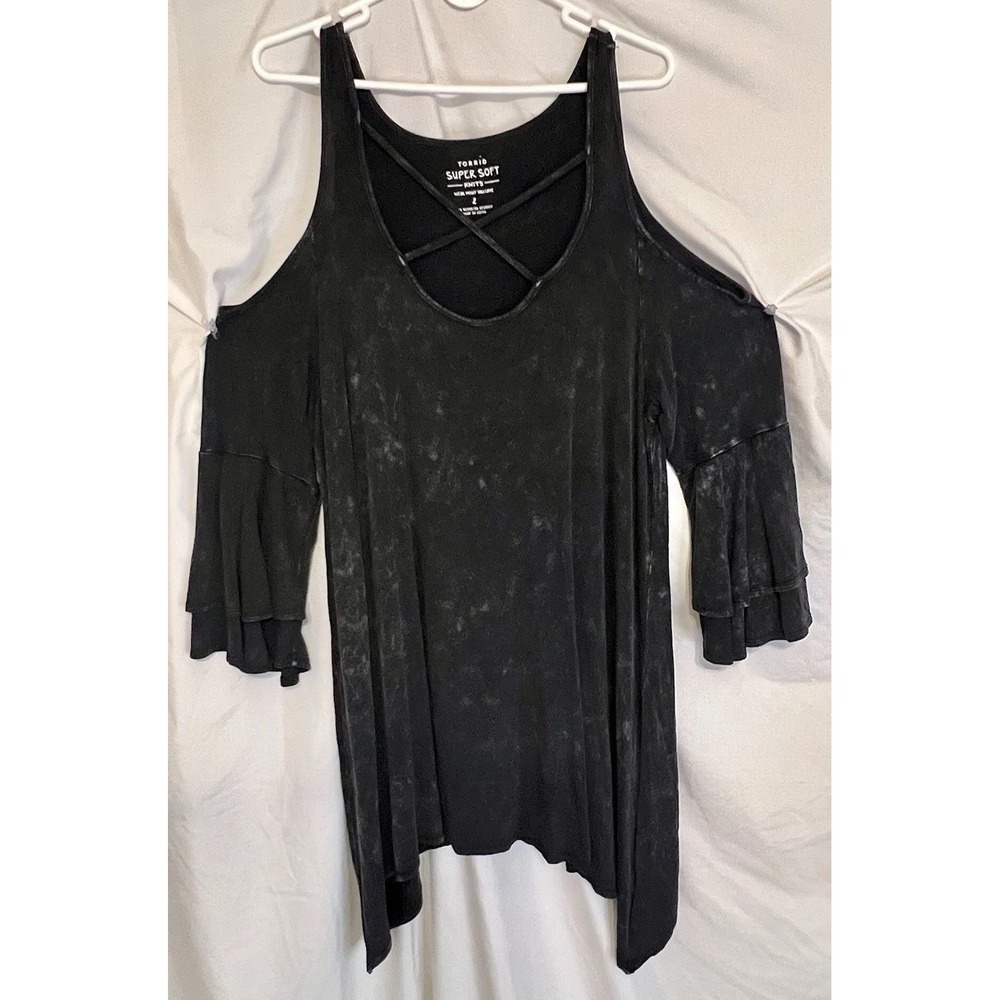 Torrid Super Soft Black Mineral Wash Cold Shoulder Ruffle Sleeve Top Size 2 2X